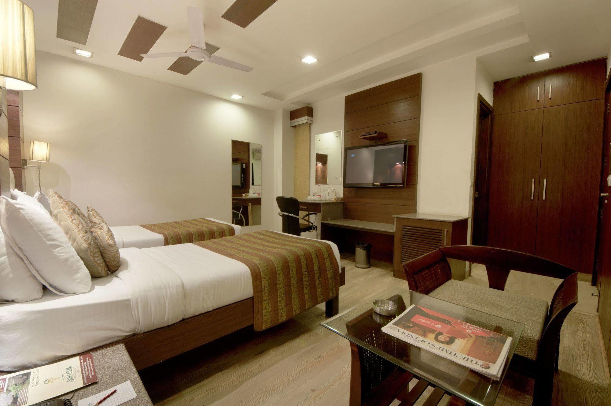 Amaltas International - Delhi-16 Hotel New Delhi